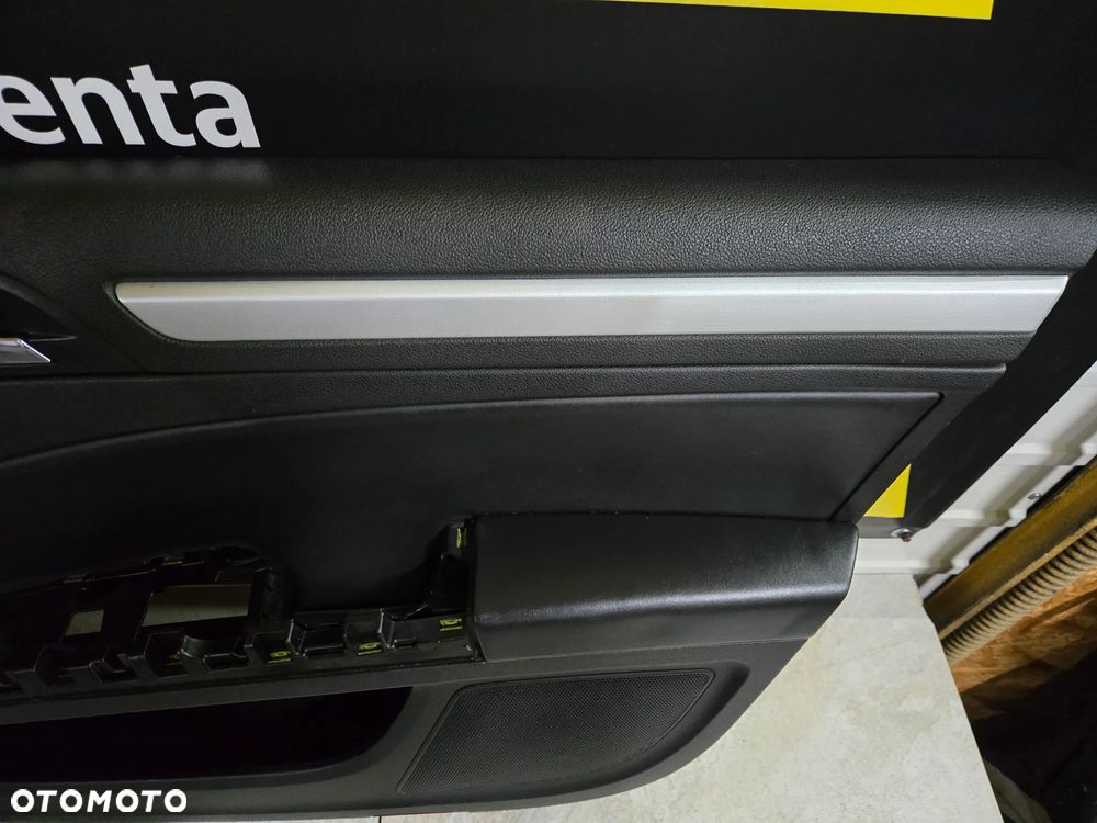 Boczek drzwi skóra prawy skoda superb II - 2