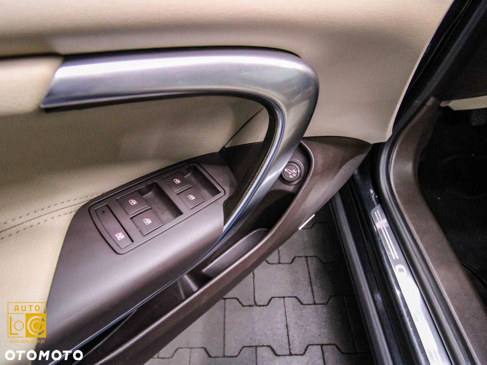 Opel Insignia 2.0 CDTI Cosmo - 26