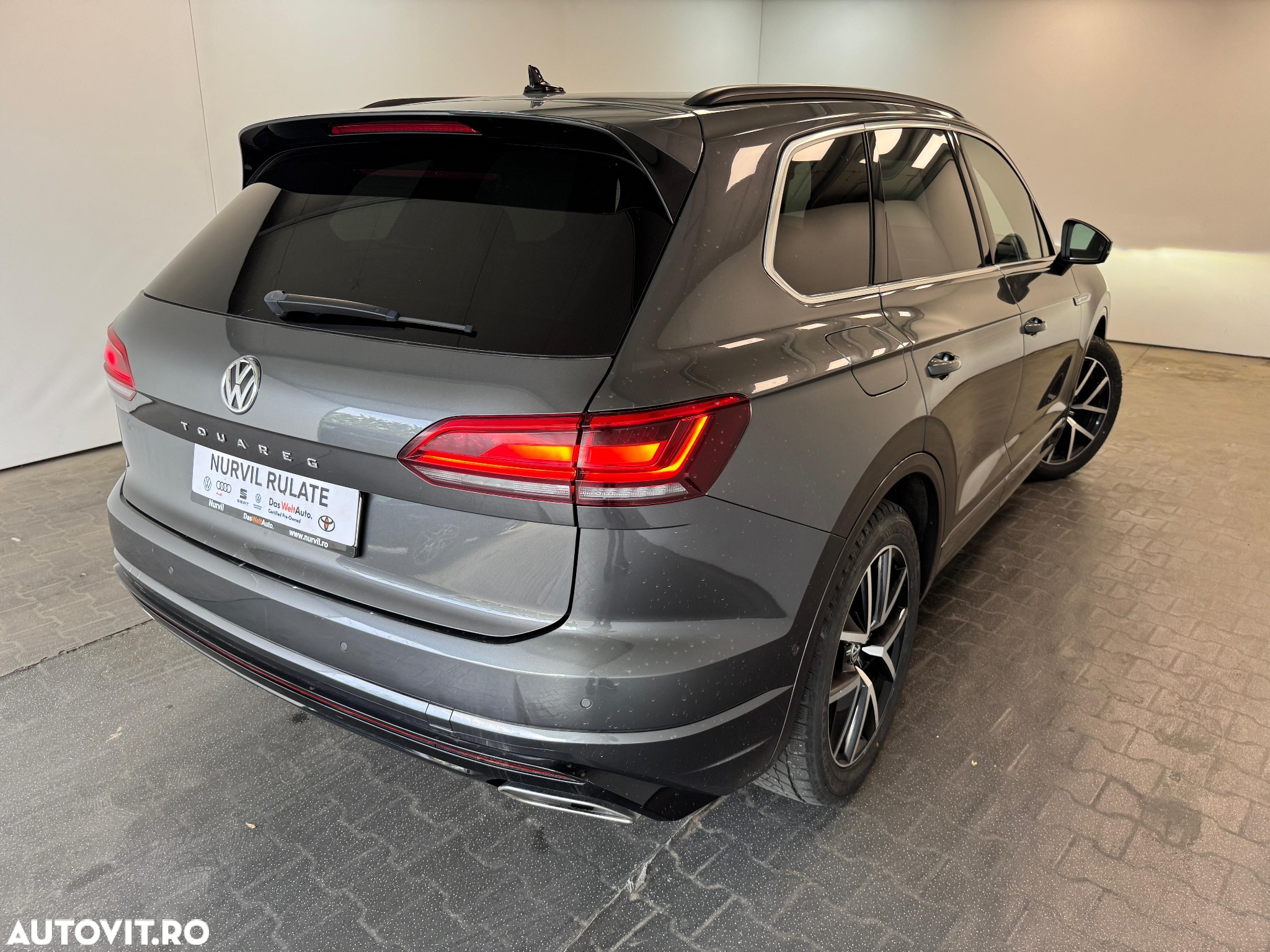 Volkswagen Touareg V6 TDI R-Style - 33