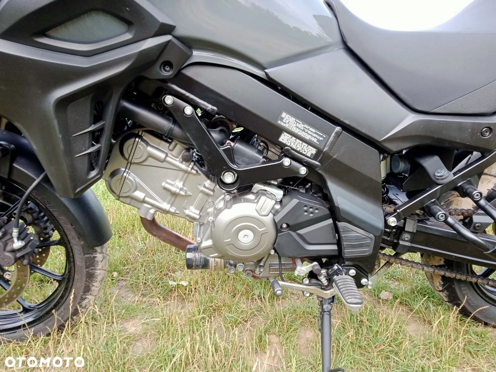 Suzuki DL - 17
