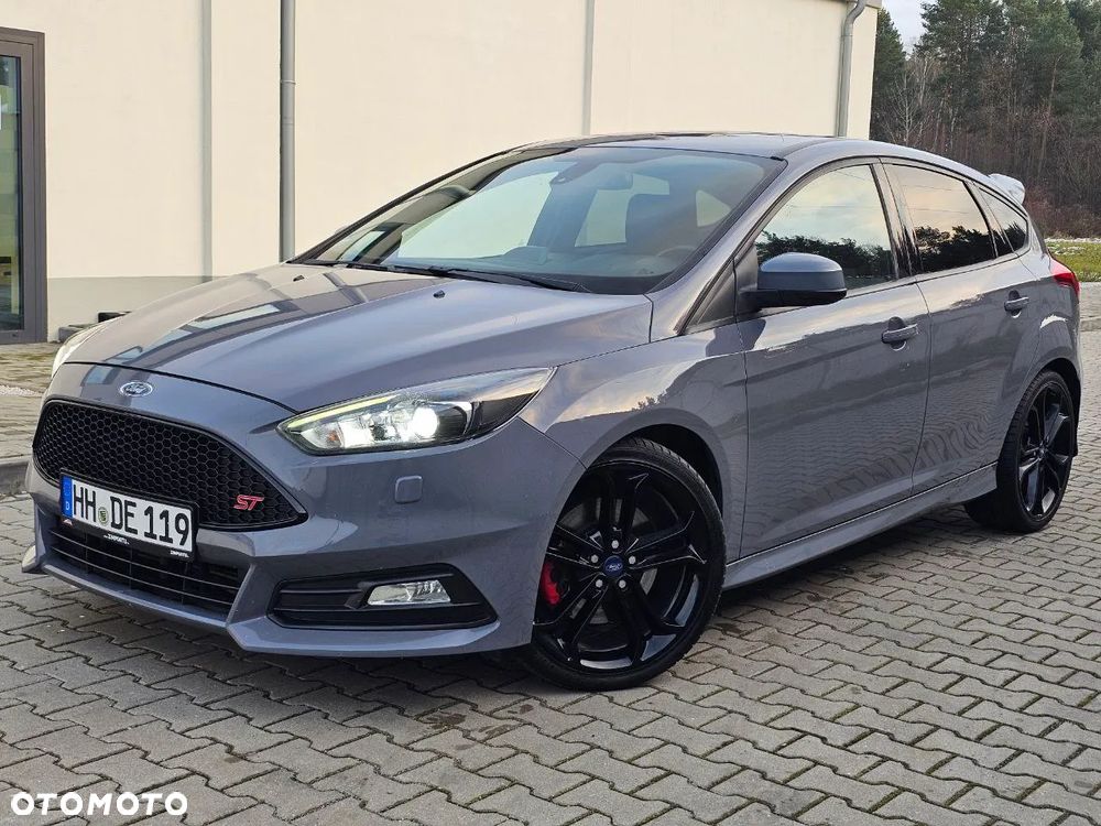 Ford Focus ST - 6