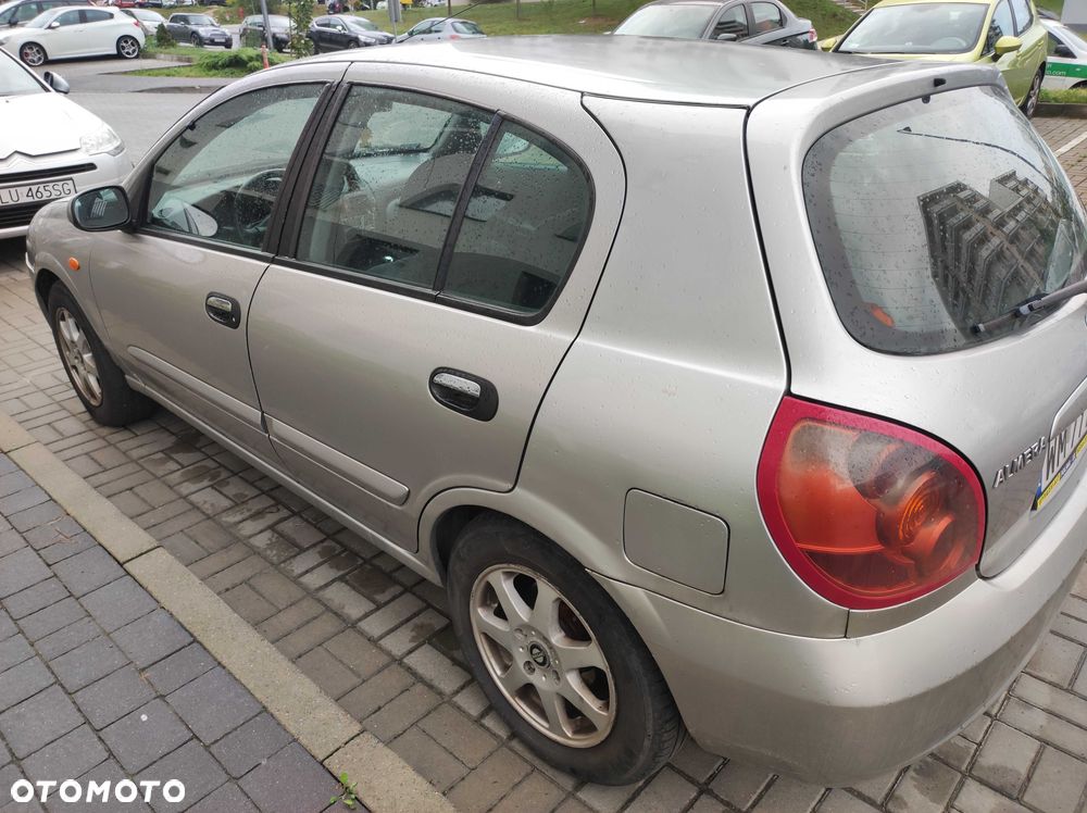 Nissan Almera - 4