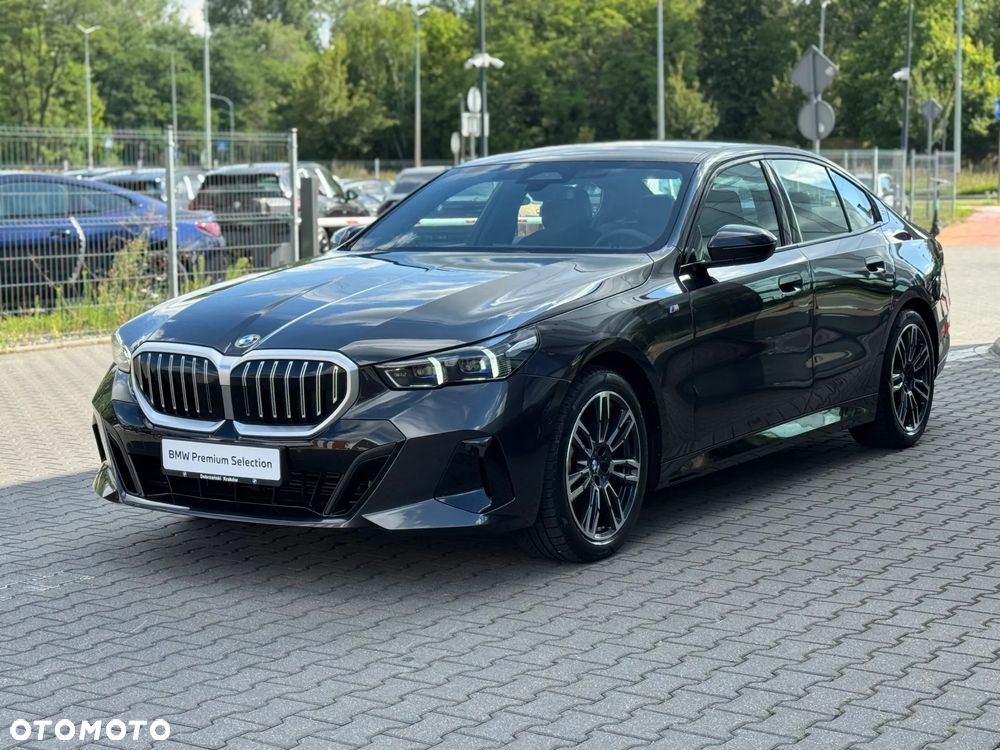 BMW Seria 5 520d xDrive mHEV M Sport - 28