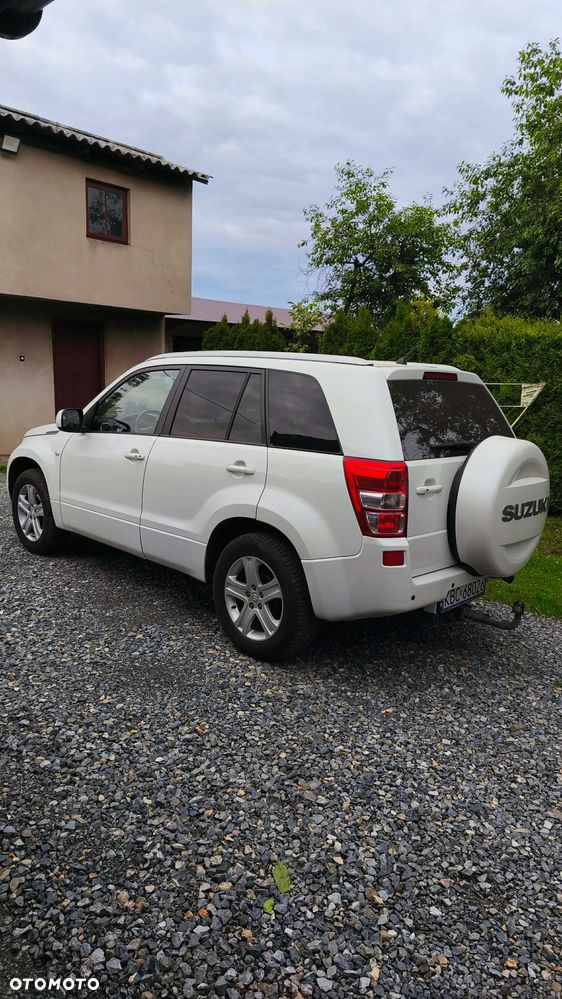 Suzuki Grand Vitara 1.9 DDiS - 8