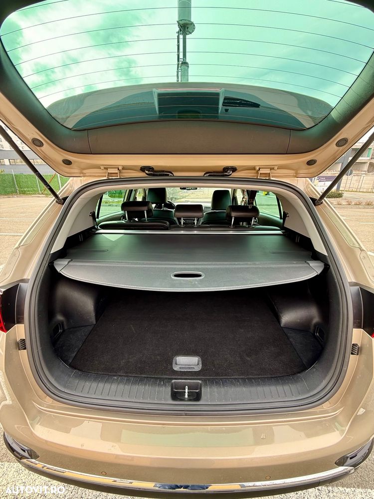 Kia Sportage 1.6 GDI 6MT 4x2 Style - 16