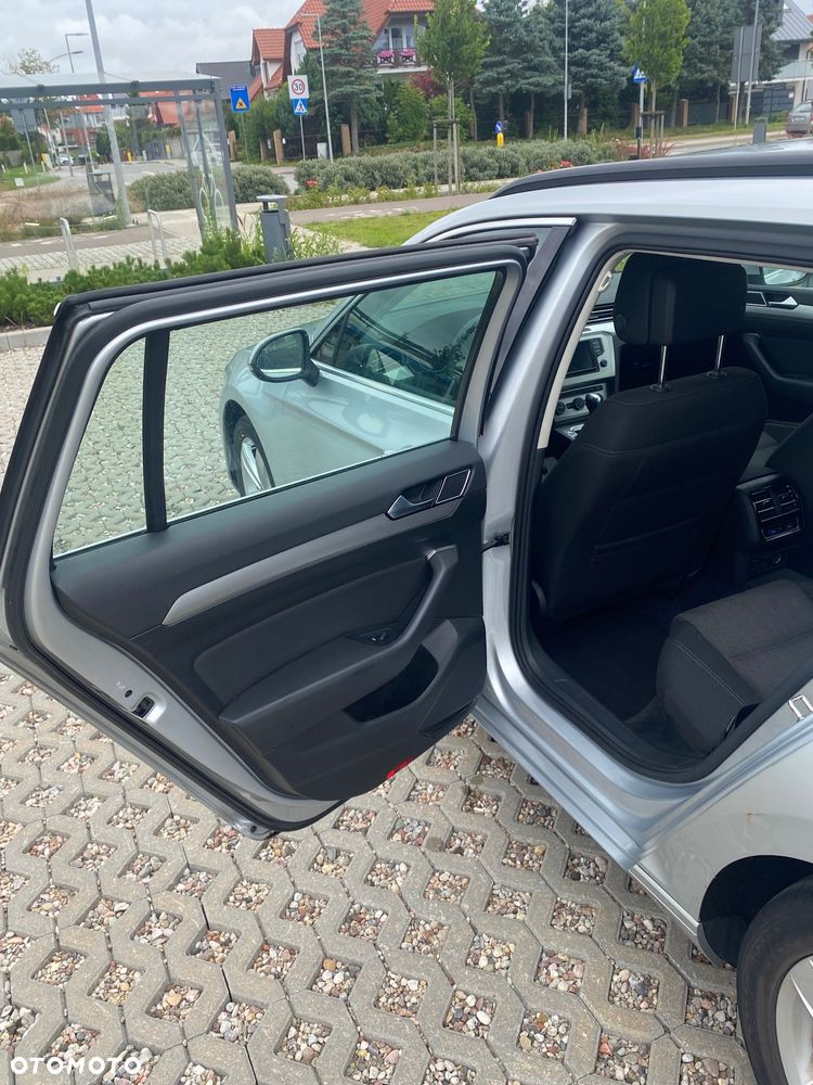 Volkswagen Passat Variant 2.0 TDI BMT Comfortline DSG - 22