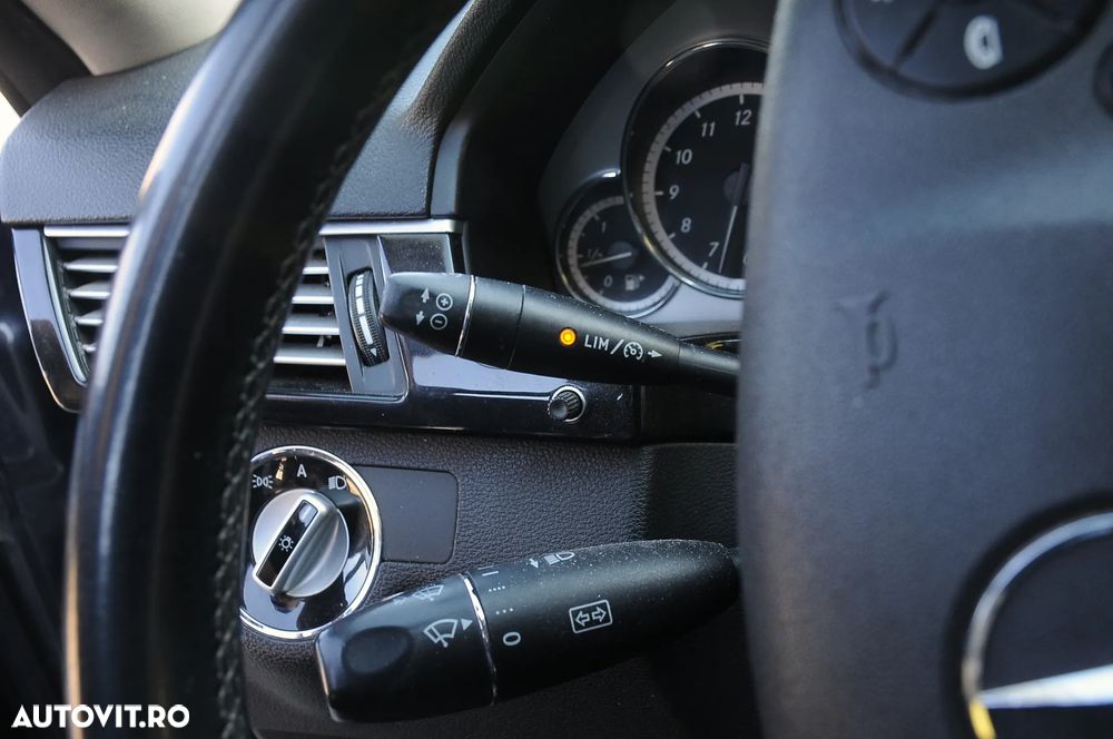 Mercedes-Benz E 250 CDI DPF BlueEFFICIENCY Automatik Avantgarde - 13