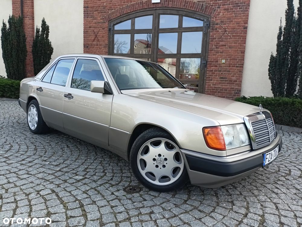 Mercedes-Benz W124 (1984-1993) - 1