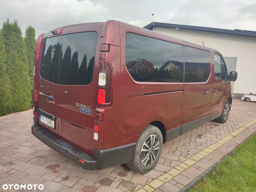 Renault Trafic 2022 photo 4