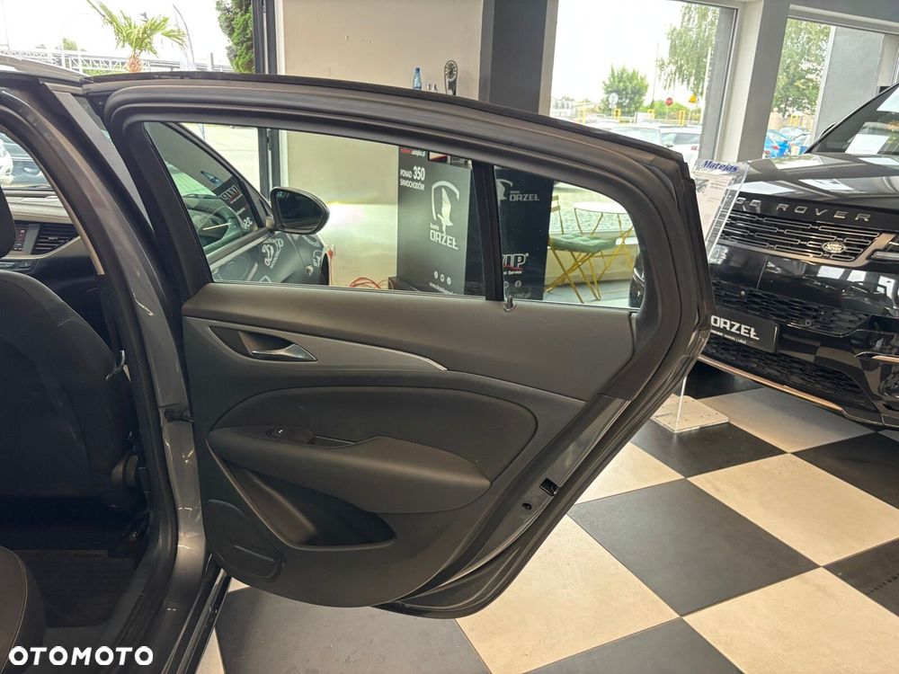 Opel Insignia - 29