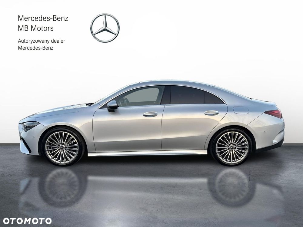 Mercedes-Benz GLA - 3