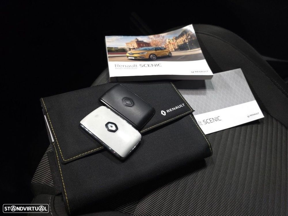 Renault Scénic 1.5 dCi Exclusive EDC - 42