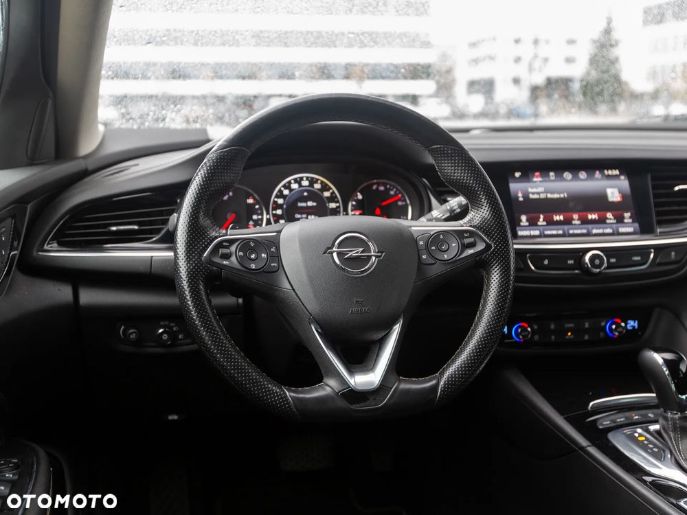 Opel Insignia 2.0 BiTrb D 4x4 Automatik Exclusive - 23
