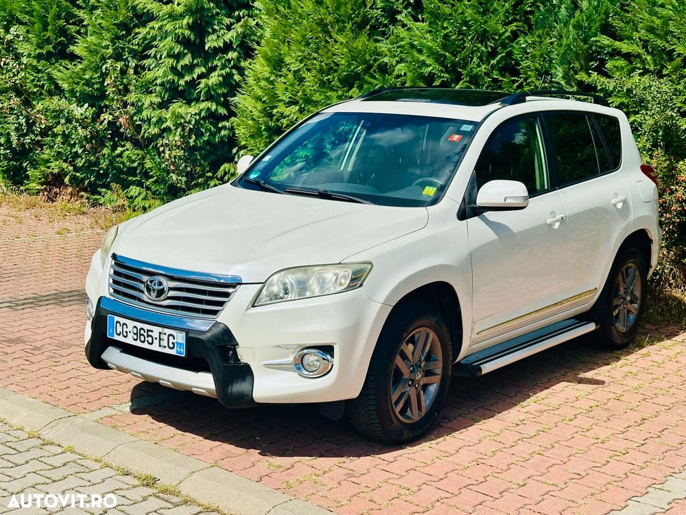 Toyota RAV4 2.2 D-4D 4x4 Executive - 3