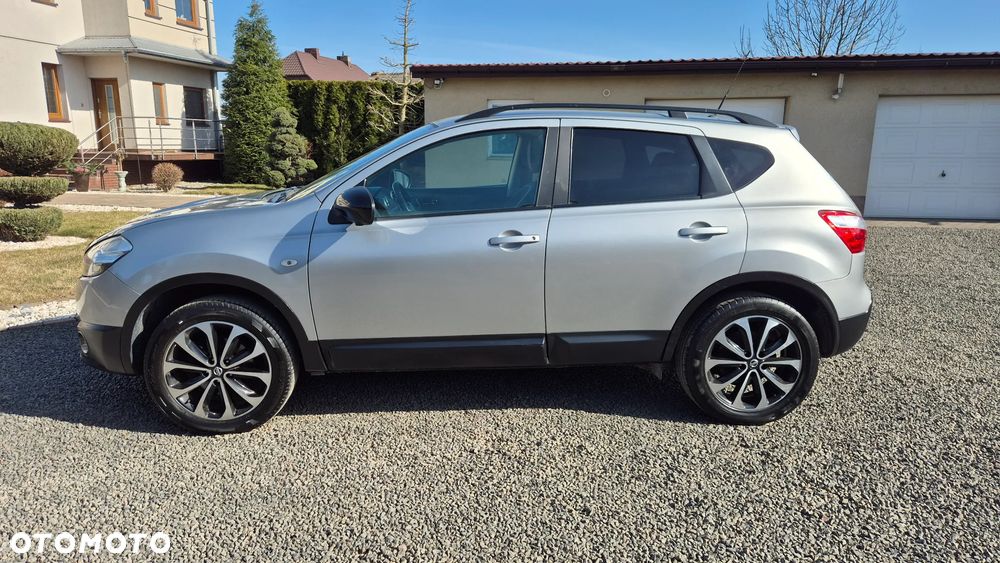 Nissan Qashqai 2.0 Tekna Premium CVT - 3