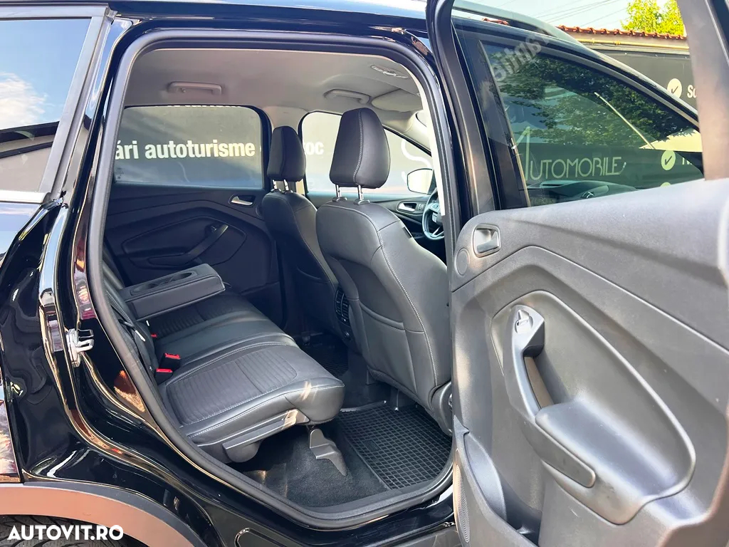Ford Kuga 2.0 TDCi 4WD Powershift Titanium - 27