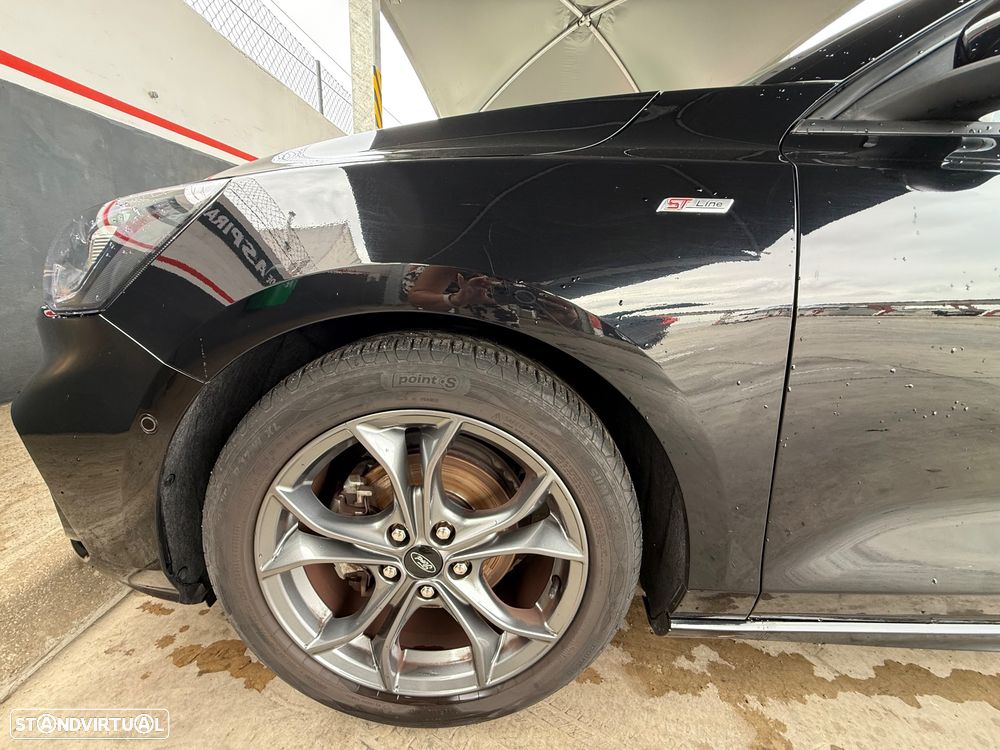 Ford Focus 1.0 EcoBoost ST-Line - 4