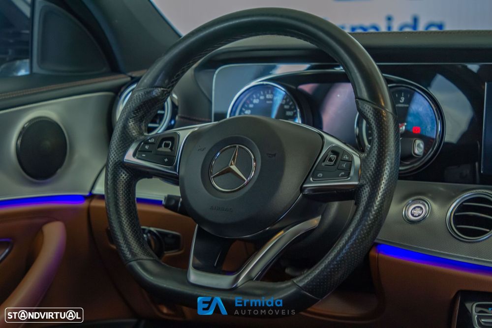 Mercedes-Benz E 220 d AMG - 21