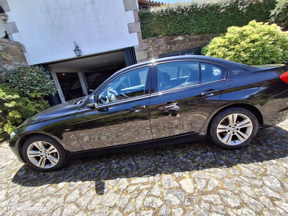 BMW 318 d Line Sport - 4