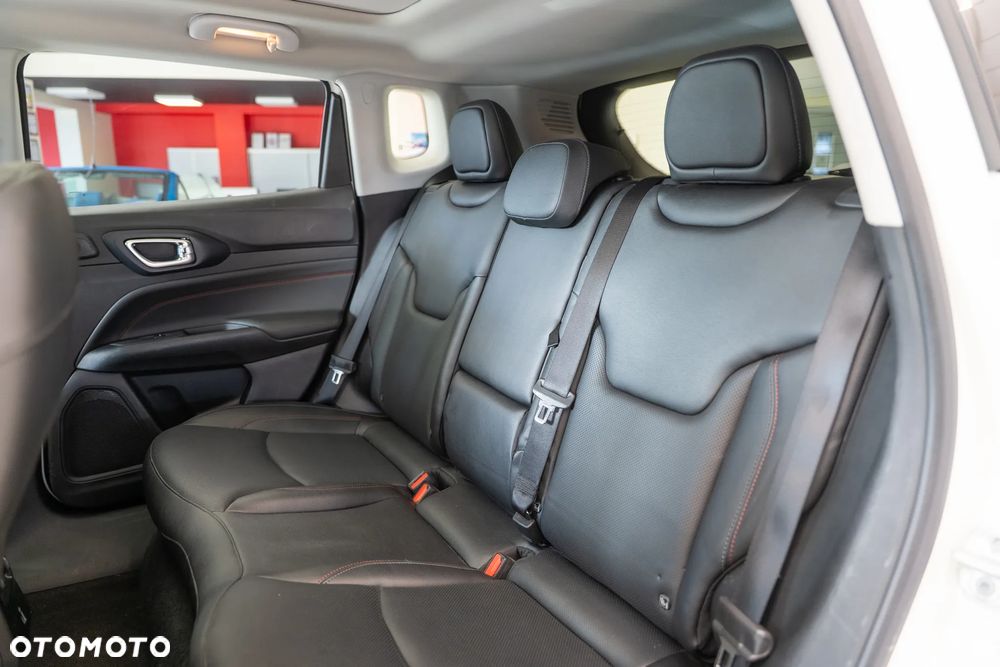 Jeep Compass 1.3 T4 PHEV 4xe Trailhawk S&S - 26