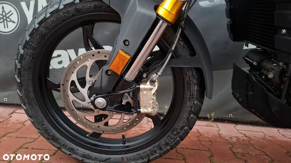 BMW G - 15