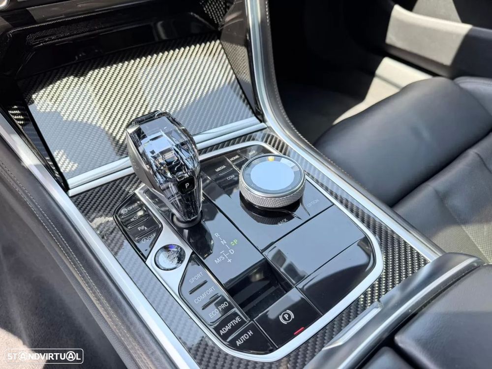 BMW 840 Gran Coupé d xDrive Pack M - 12