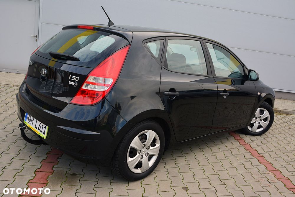 Hyundai i30 1.4 Intro Edition - 21