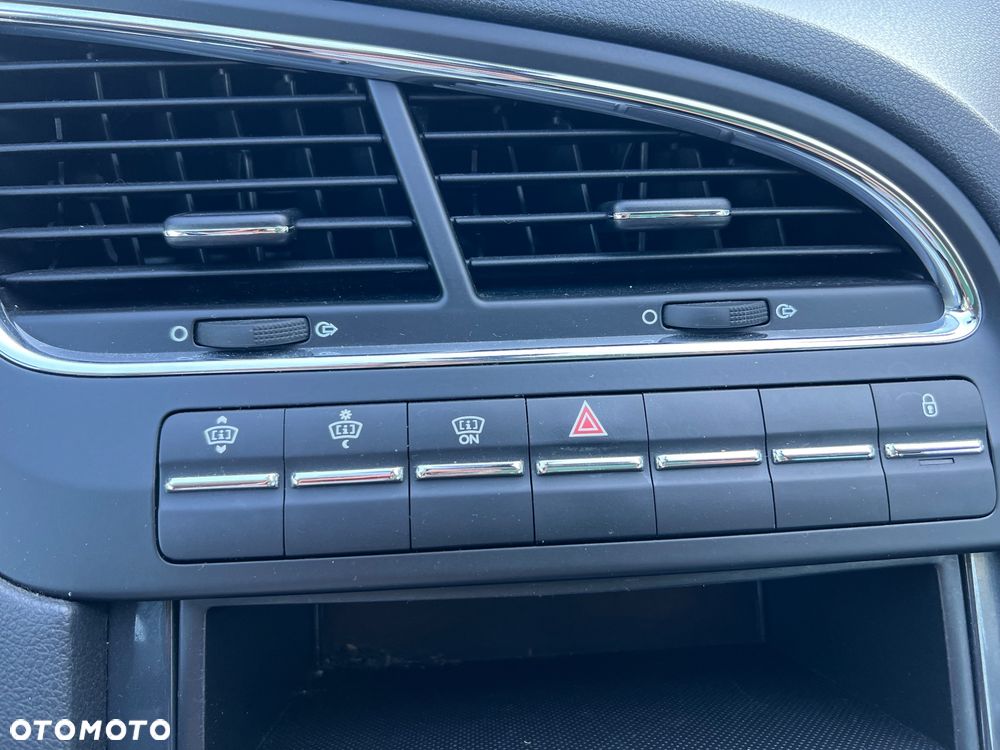 Peugeot 5008 1.2 PureTech Allure S&S - 35