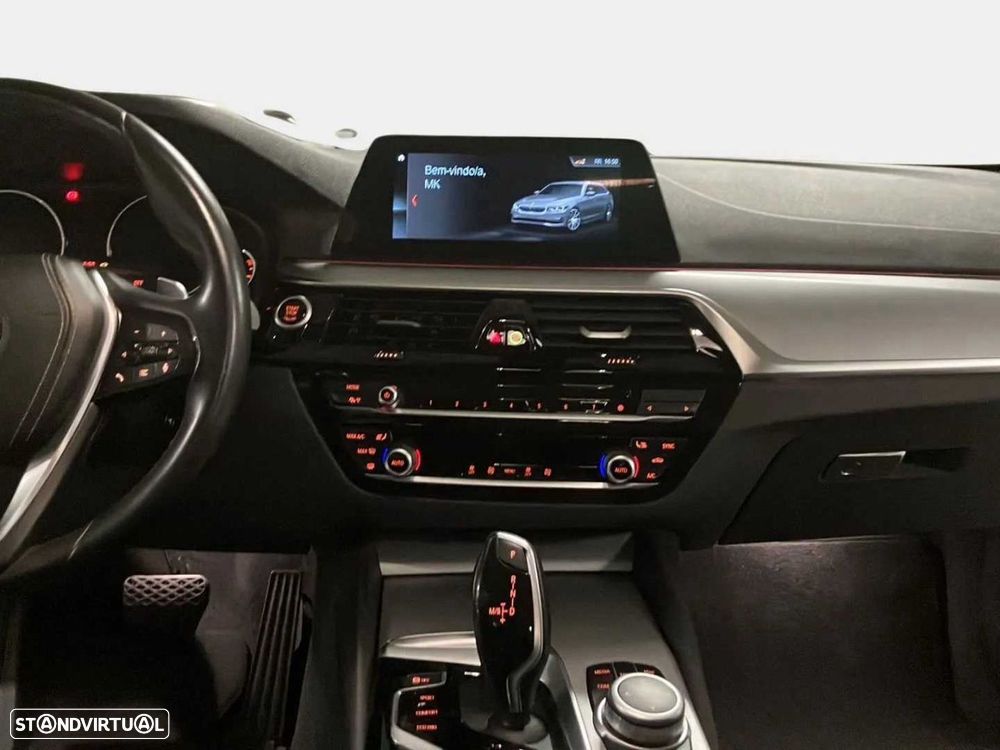 BMW 520 d Line Luxury Auto - 13