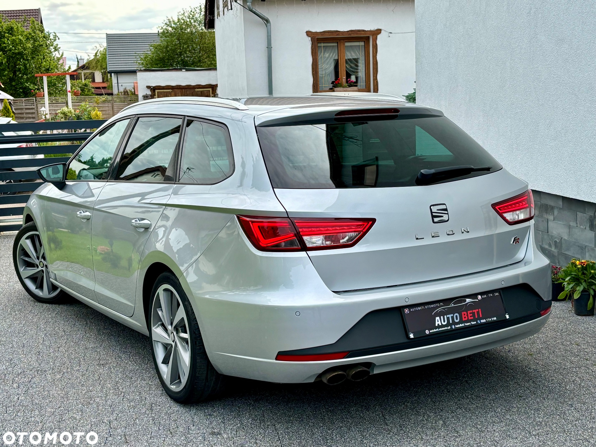 Seat Leon ST 1.8 TSI Start&Stop DSG FR - 3