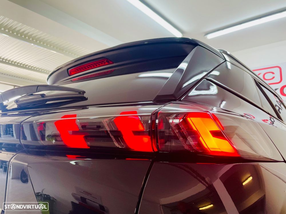 Peugeot 2008 PureTech 130 EAT8 Allure Pack - 12