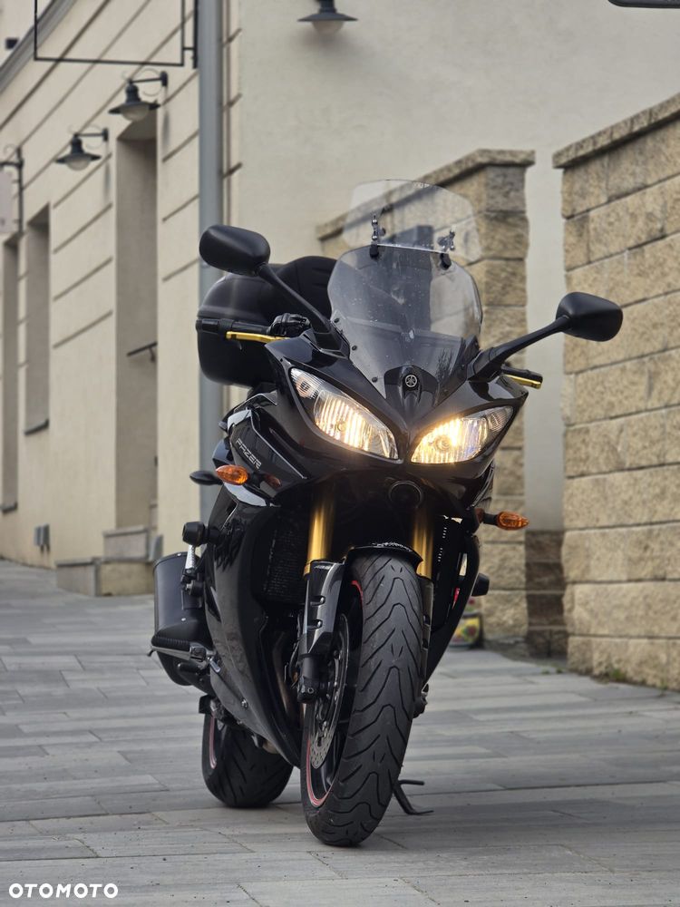 Yamaha FZ8 - 8