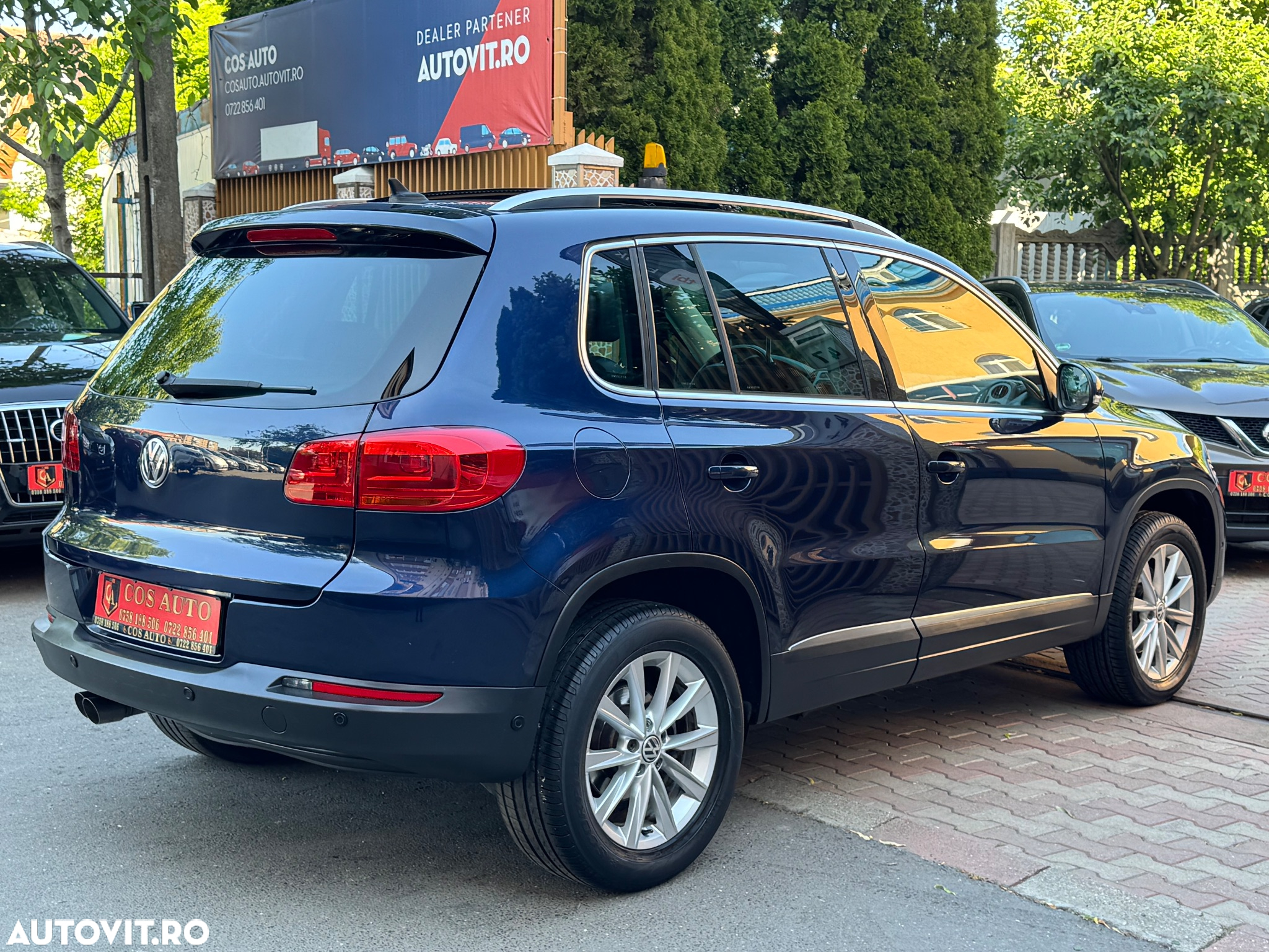 Volkswagen Tiguan 2.0 TDI DPF 4Motion BlueMotion Technology DSG Sport & Style - 4