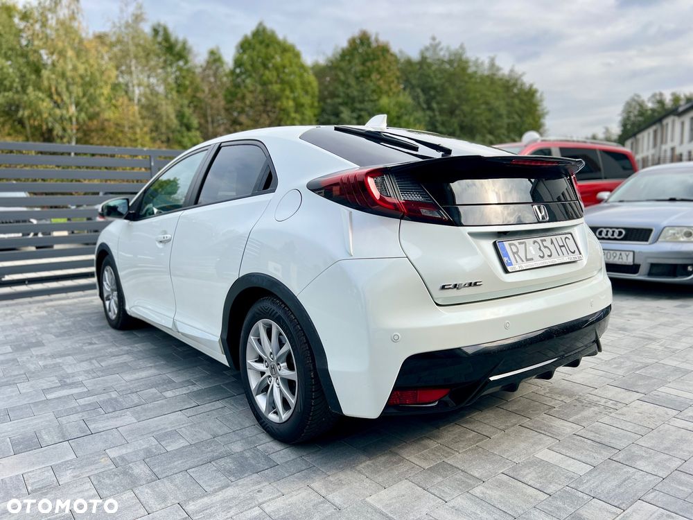 Honda Civic 1.8 i-VTEC Automatik Executive - 4