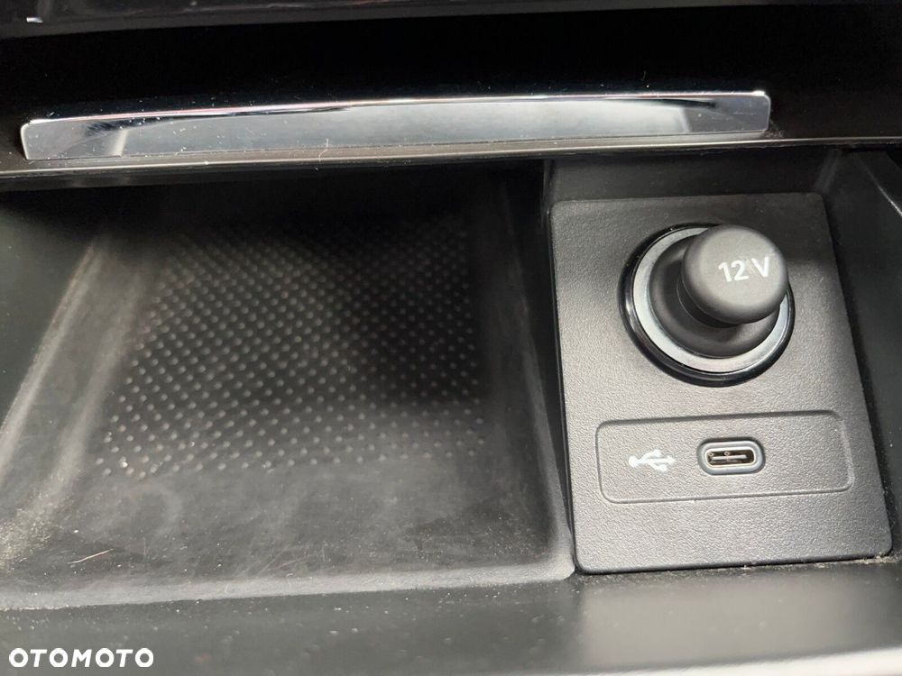 Skoda Superb 2.0 TDI SCR Style DSG - 37