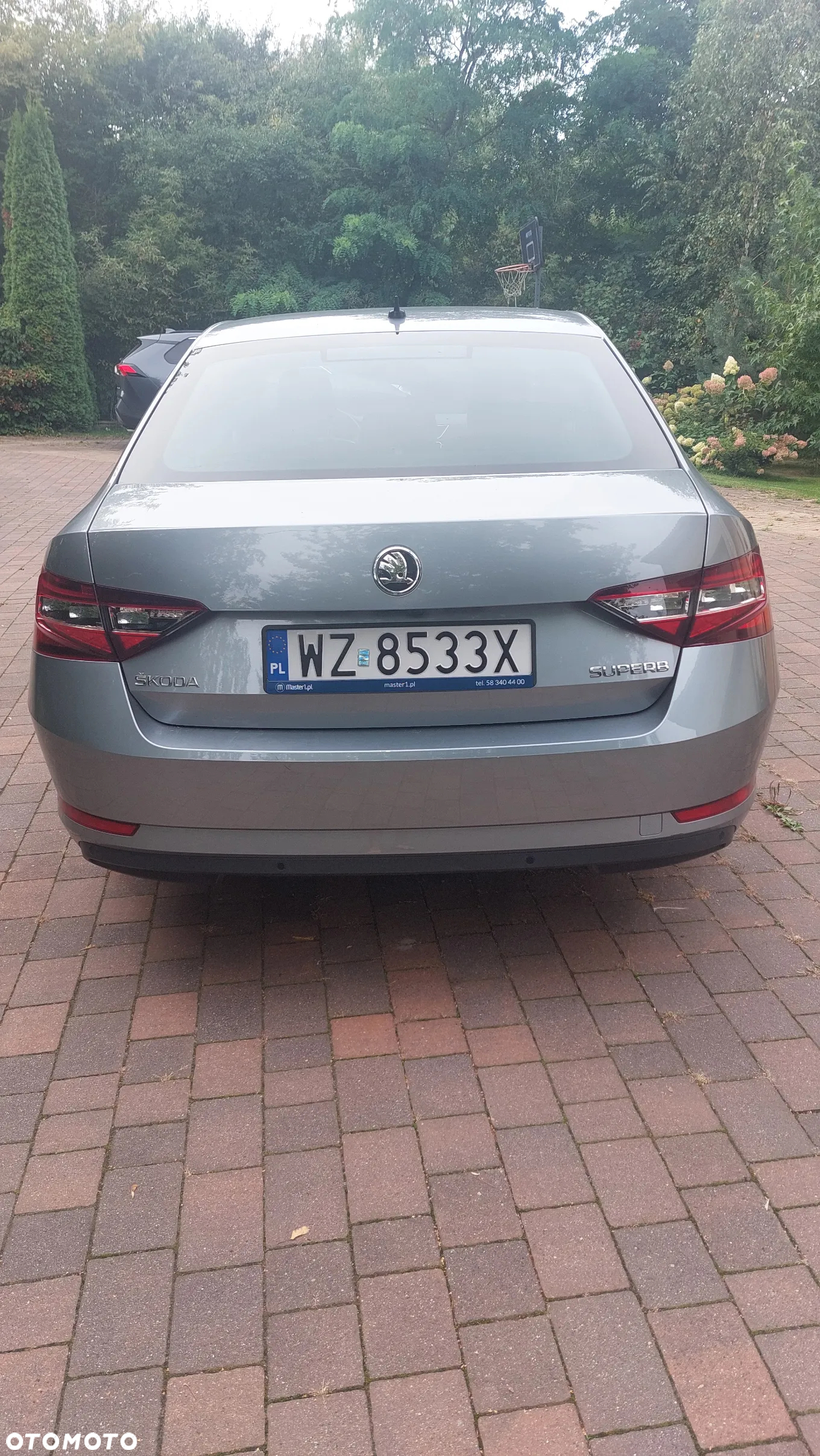 Skoda Superb 2.0 TDI SCR L&K DSG - 13