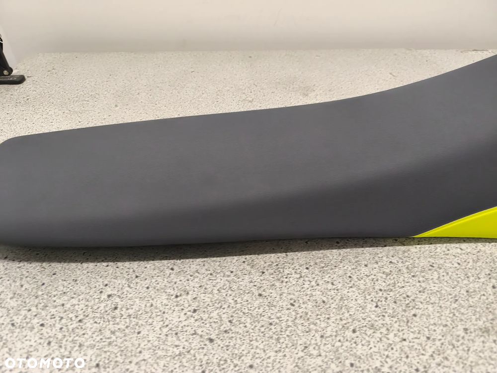 Siedzenie, kanapa, fotel Husqvarna 701 Supermoto - 19