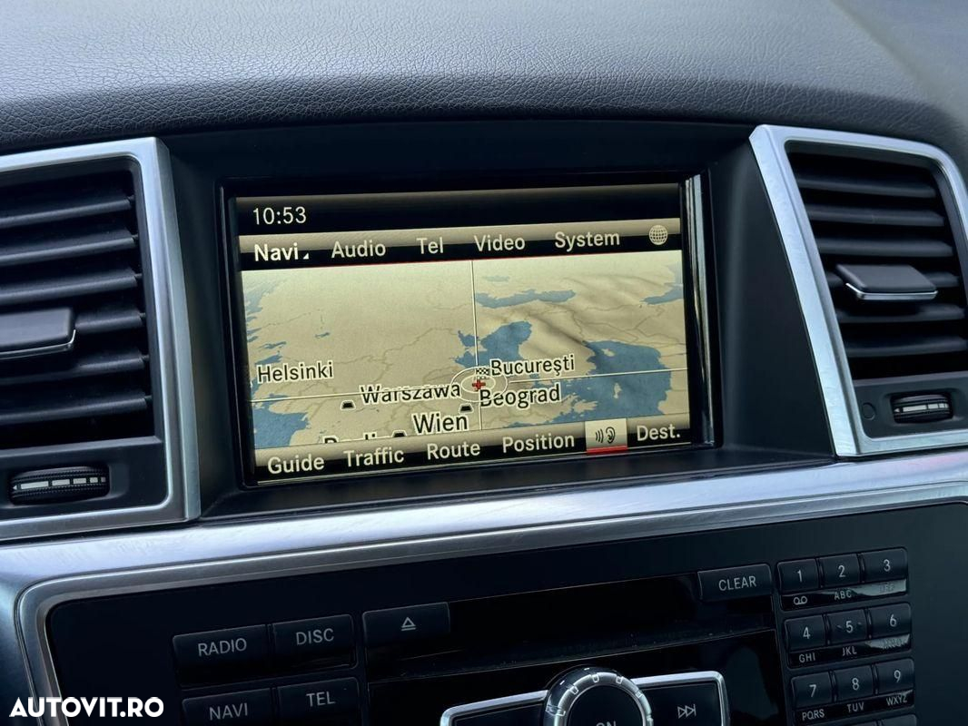 Mercedes-Benz ML 350 BlueTec 4MATIC Aut - 9
