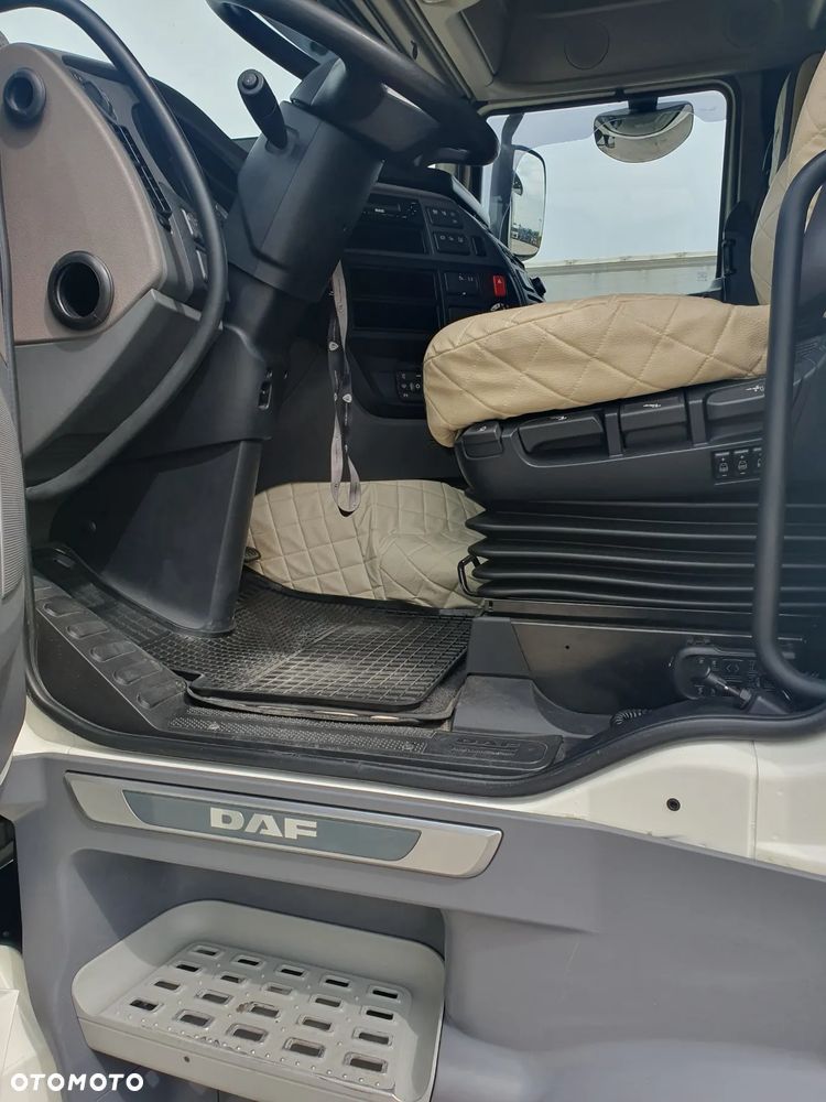 DAF DAF XF 460 Super Space Cab Low Deck Mega - 5