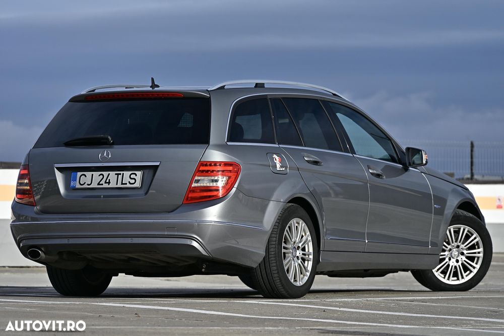Mercedes-Benz C - 4