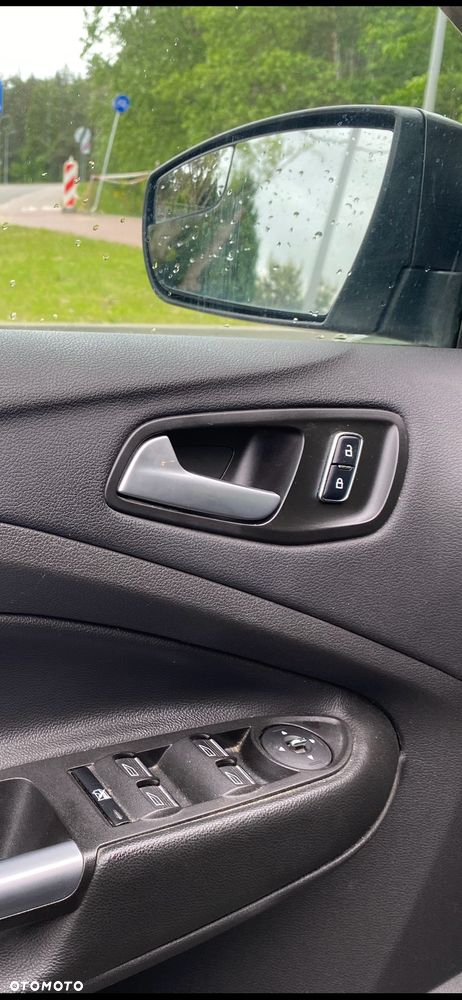 Ford Escape 2.0 EcoBoost AWD Titanium - 15