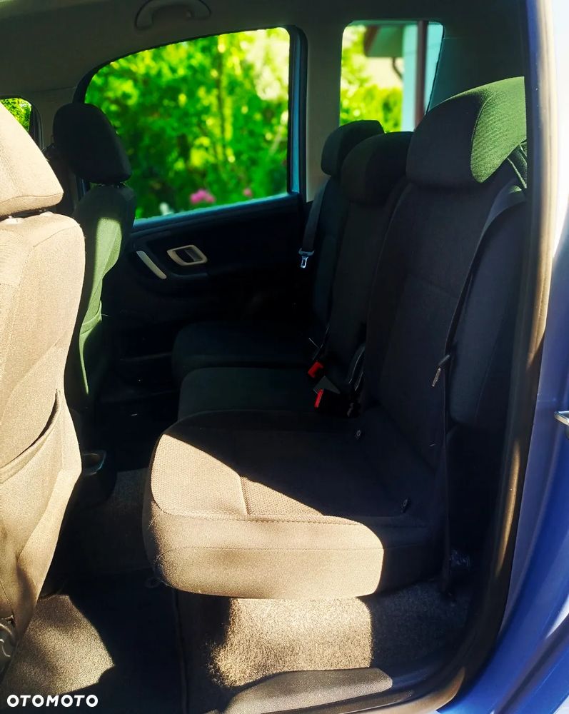 Skoda Roomster 1.6 16V Comfort PLUS EDITION - 25