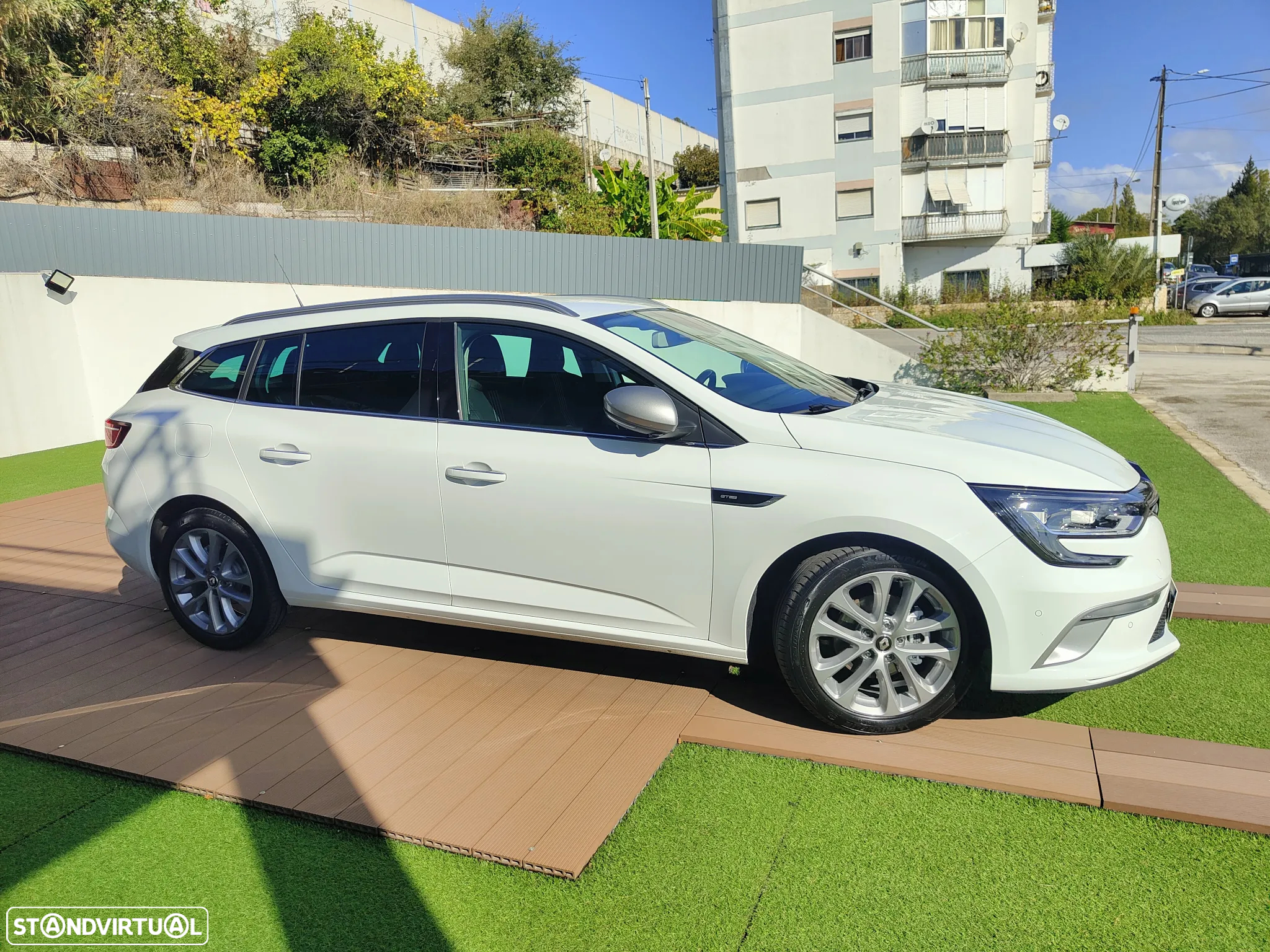 Renault Mégane Sport Tourer 1.5 Blue dCi GT Line EDC - 8