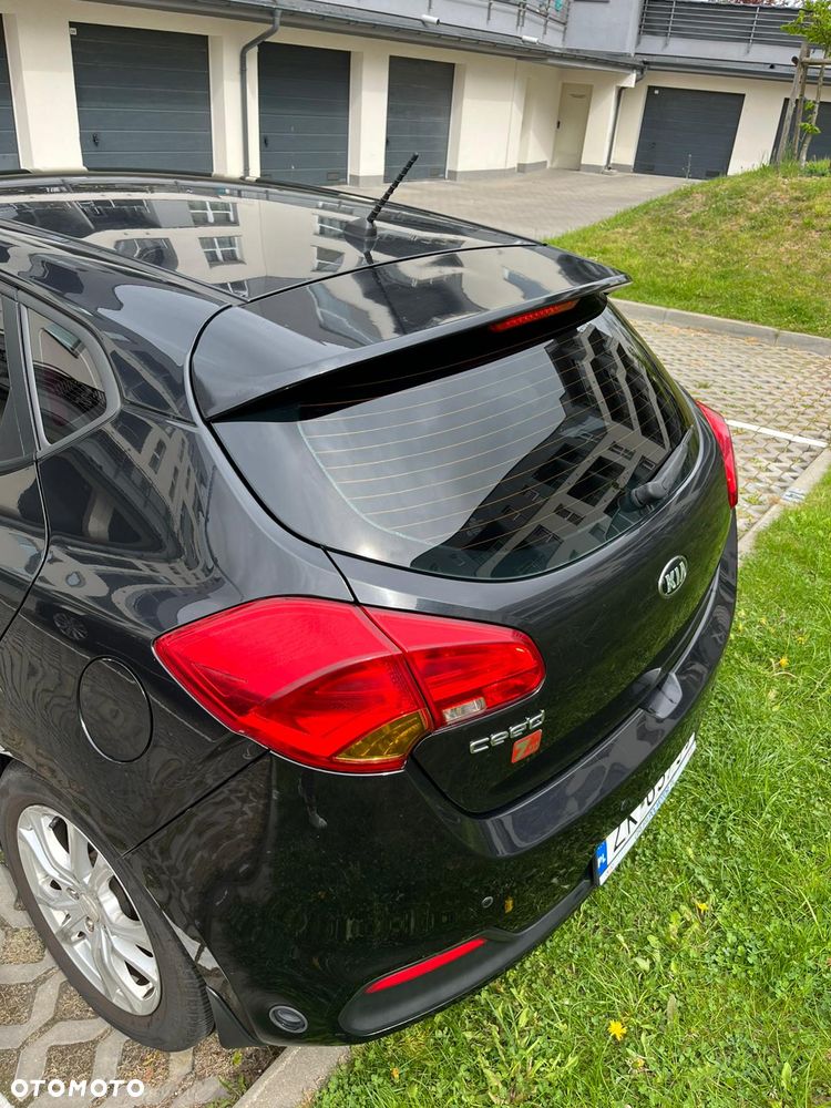 Kia Ceed 1.4 S - 2