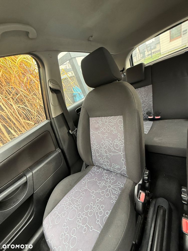 Ford Fiesta 1.3 Ambiente - 7