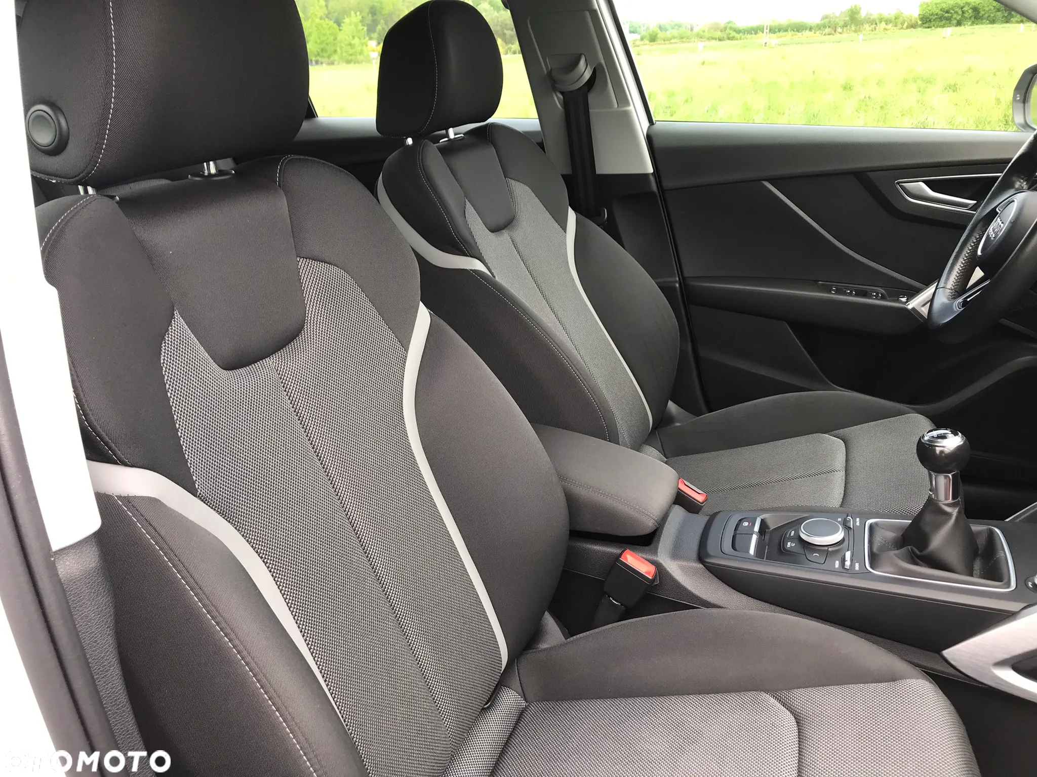 Audi Q2 1.6 TDI Sport - 8