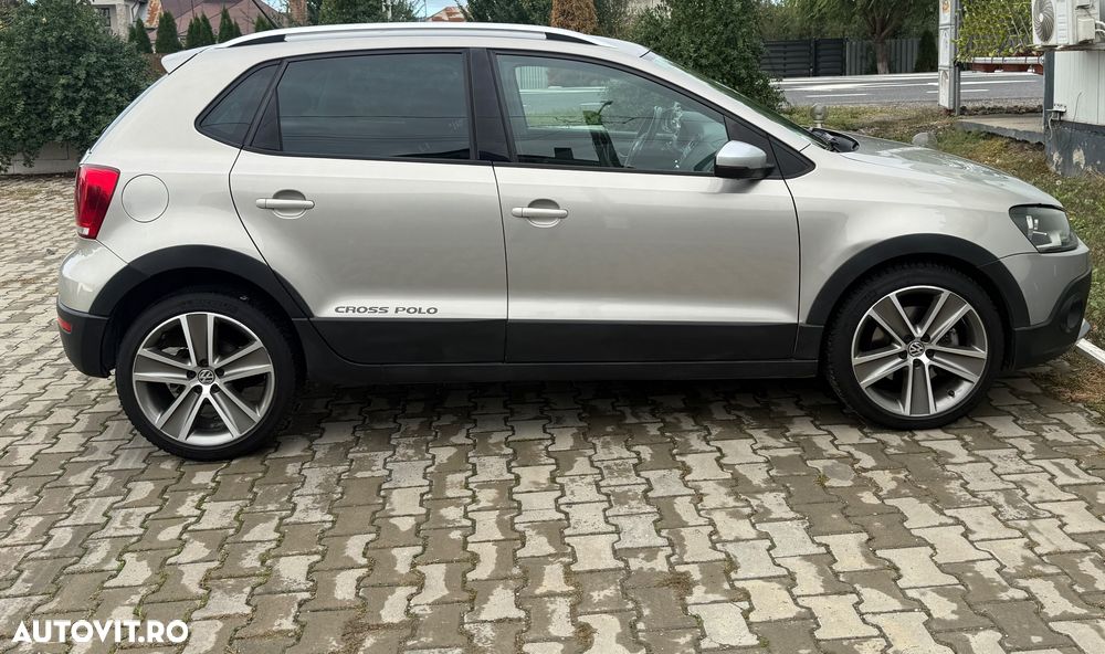 Volkswagen Polo - 7