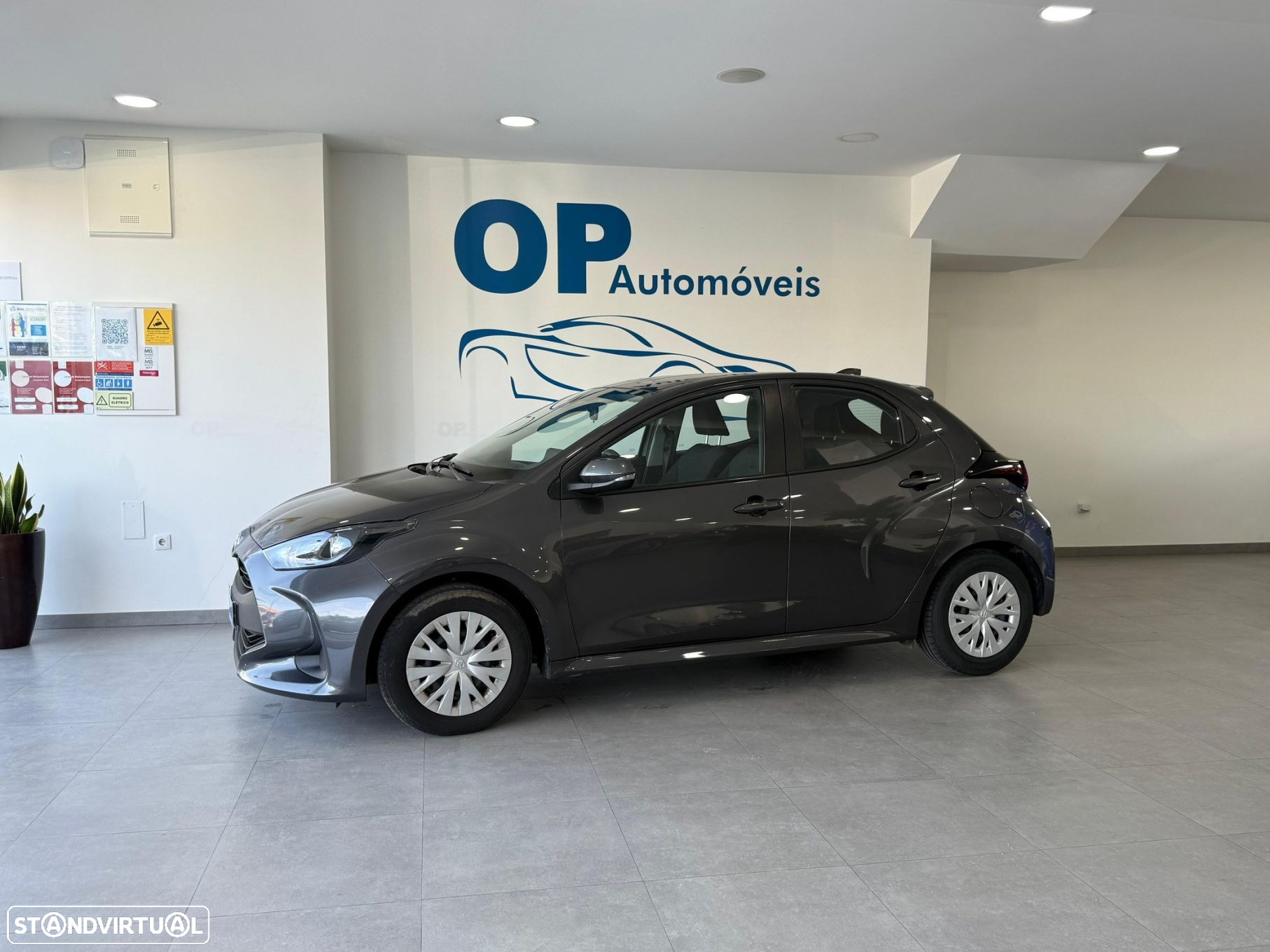 Toyota Yaris 1.5 HDF GR Sport - 2