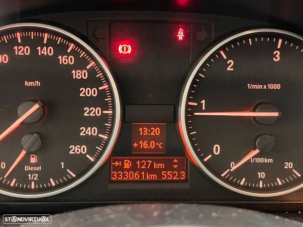 BMW X1 18 d sDrive - 11