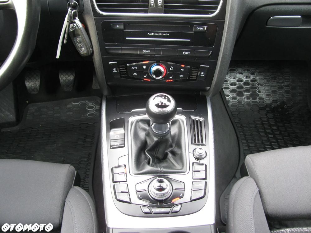 Audi A4 Avant 2.0 TDI - 22